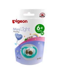 Pigeon_mini_light_pacifier_lightest_ever_m.jpg